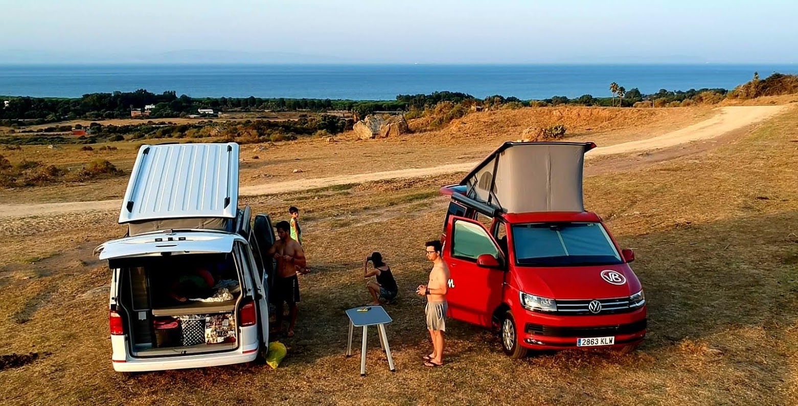 Automobile/Actu. VW Caddy California : le mini camping-car pour